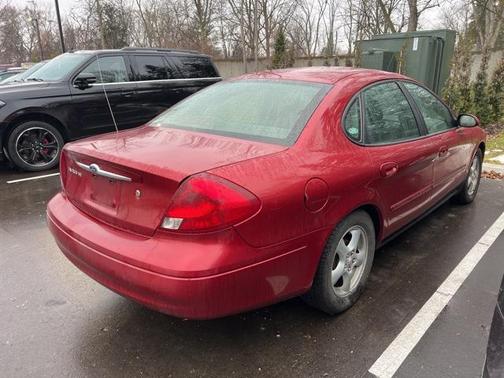 2000 Ford Taurus SE