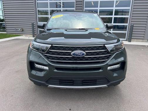FORGED GREEN METALLIC 2023 Ford Explorer XLT