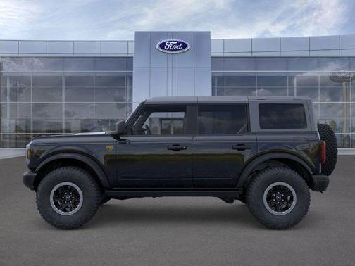Shadow Black 2026 Ford Bronco Badlands