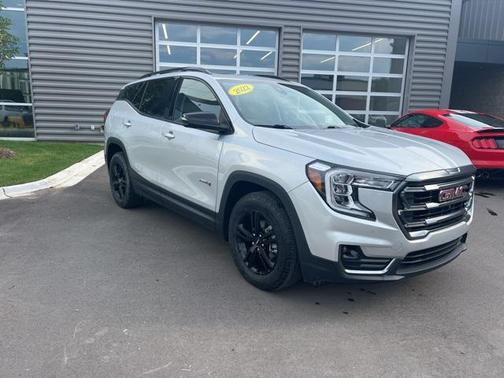 2022 GMC Terrain AWD AT4