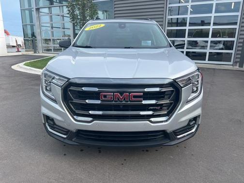 2022 GMC Terrain AWD AT4