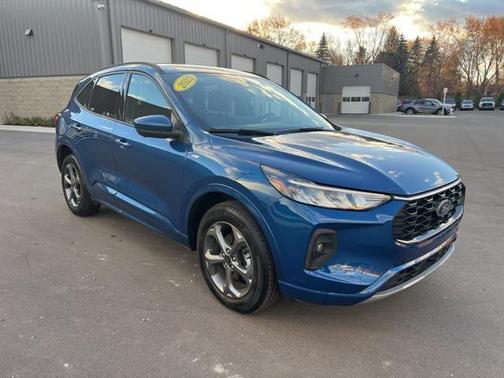 2023 Ford Escape ST-Line Select