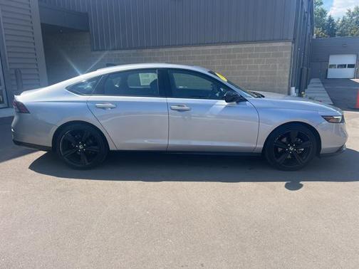 2023 Honda Accord Hybrid Base