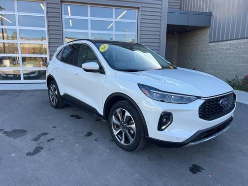 2023 Ford Escape Platinum