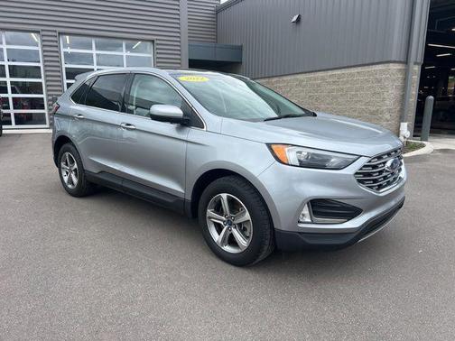 ICONIC SILVER 2022 Ford Edge SEL