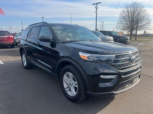 AGATE BLACK METALLIC 2024 Ford Explorer XLT