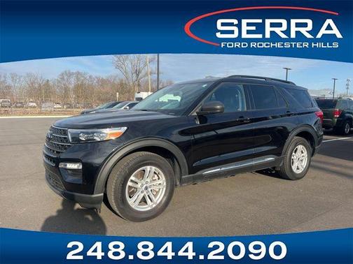 AGATE BLACK METALLIC 2024 Ford Explorer XLT