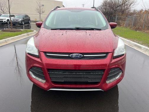 RUBY RED METALLIC TINTED CC 2016 Ford Escape SE