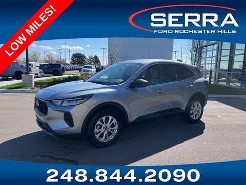 ICONIC SILVER METALLIC 2023 Ford Escape Active