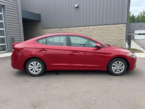 Scarlet Red Pearl 2017 Hyundai ELANTRA SE
