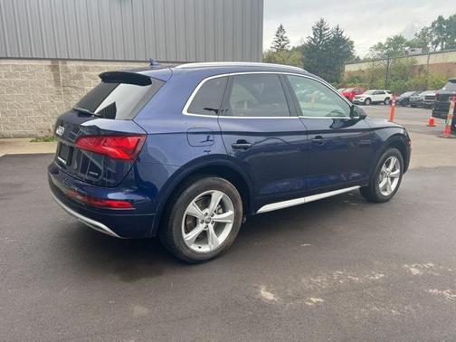 2020 Audi Q5 45 Premium