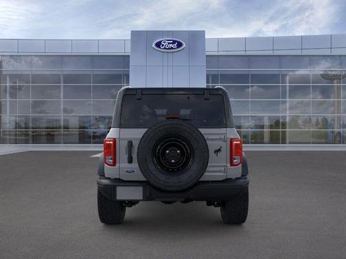 AVALANCHE GRAY 2026 Ford Bronco Big Bend