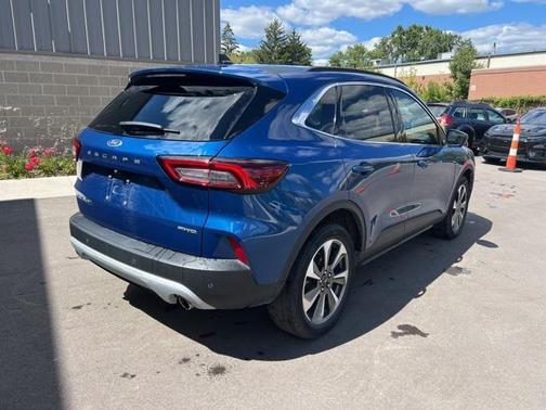 2023 Ford Escape Platinum