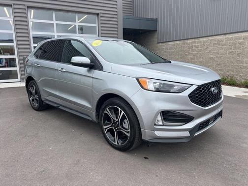 2023 Ford Edge ST
