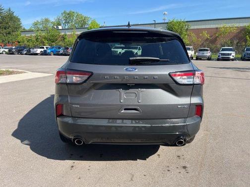CARBONIZED GRAY 2021 Ford Escape SE