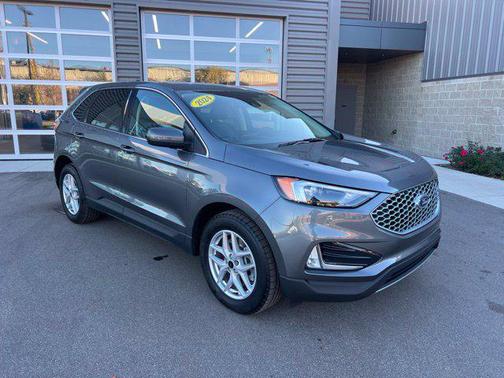 Carbonized Gray Metallic 2024 Ford Edge SEL