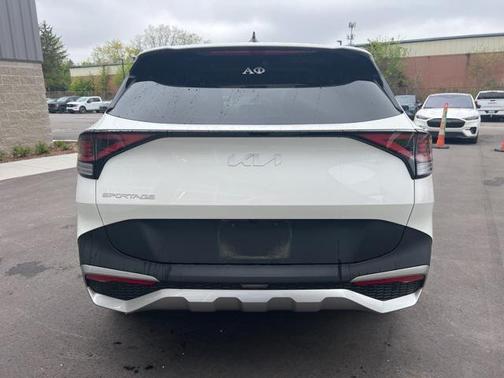 2023 Kia Sportage LX