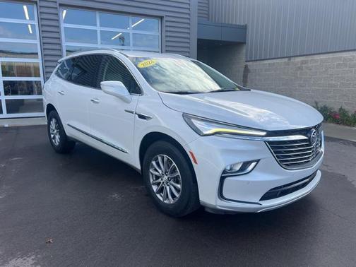 2023 Buick Enclave Essence AWD