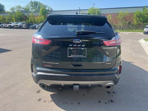 FORGED GREEN 2023 Ford Edge Titanium