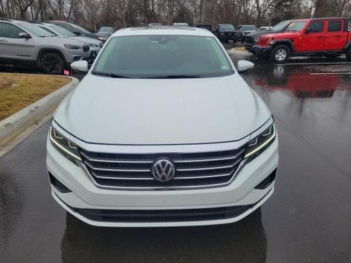 2021 Volkswagen Passat 2.0T SE