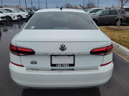 2021 Volkswagen Passat 2.0T SE