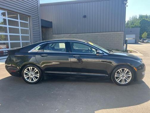 2015 Lincoln MKZ Hybrid Base