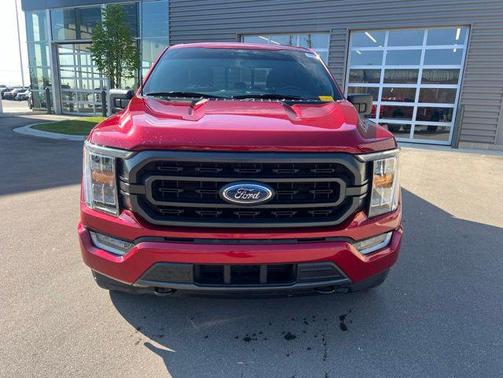 RAPID RED MET TINTED CC 2022 Ford F-150 XLT