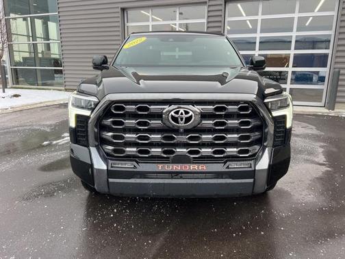 2022 Toyota Tundra Platinum