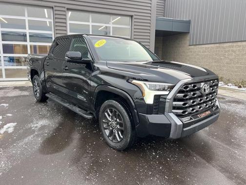 2022 Toyota Tundra Platinum
