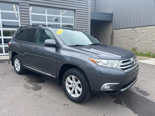2013 Toyota Highlander SE