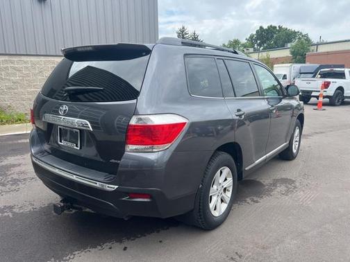 2013 Toyota Highlander SE