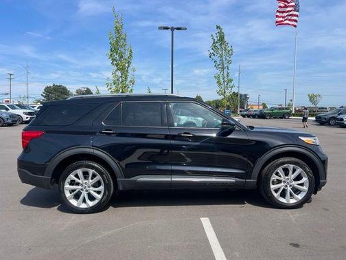 AGATE BLACK METALLIC 2024 Ford Explorer Platinum