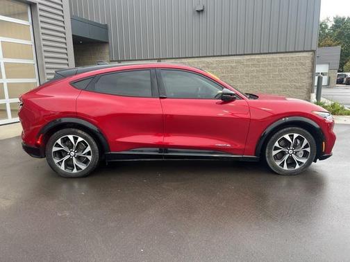 2022 Ford Mustang Mach-E Premium