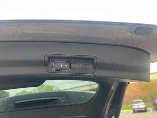 CARBONIZED GRAY METALLIC 2024 Ford Explorer XLT