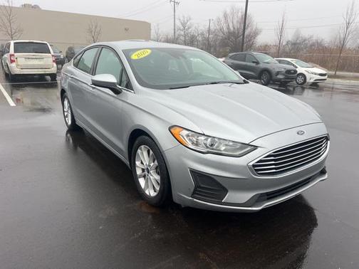 2020 Ford Fusion SE