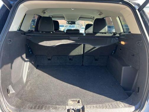 WHITE PLATINUM MET TRI-COAT 2018 Ford Escape Titanium