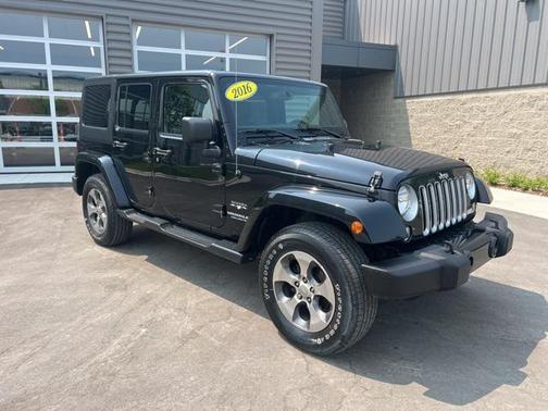 2016 Jeep Wrangler Unlimited Sahara