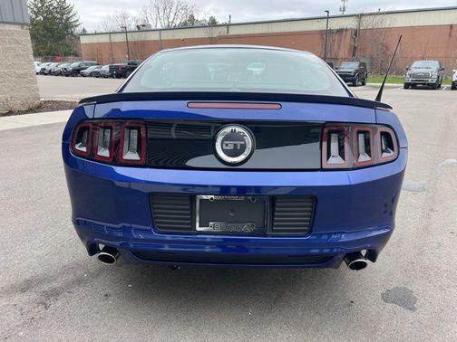 DEEP IMPACT BLUE 2013 Ford Mustang GT Premium