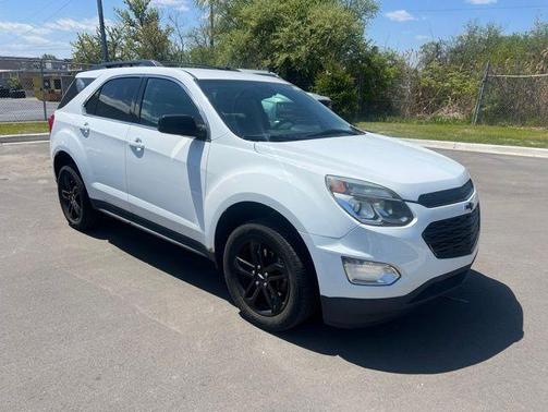 Summit White 2017 Chevrolet Equinox 1LT