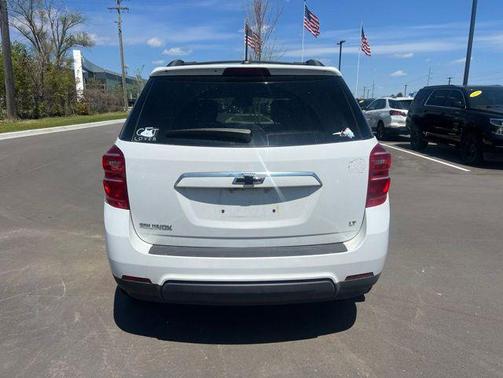 Summit White 2017 Chevrolet Equinox 1LT