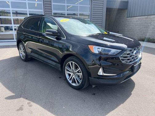 AGATE BLACK METALLIC 2024 Ford Edge Titanium