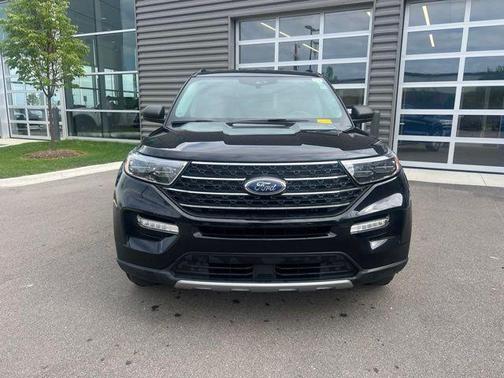Agate Black Metallic 2023 Ford Explorer XLT