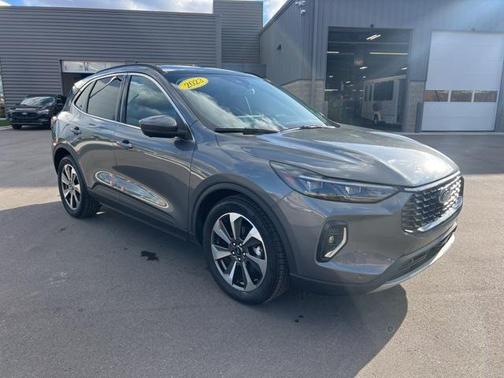 2023 Ford Escape Platinum