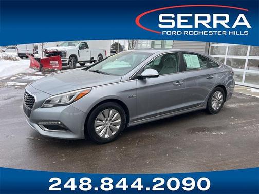2016 Hyundai SONATA Hybrid SE