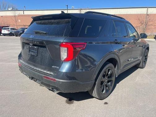 2024 Ford Explorer ST-Line