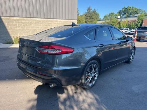 2020 Ford Fusion SEL