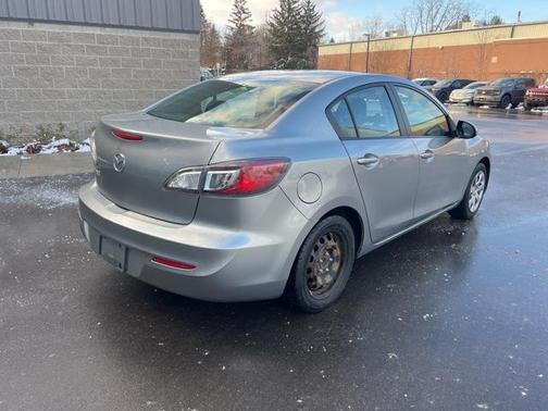 2012 Mazda Mazda3 i Sport