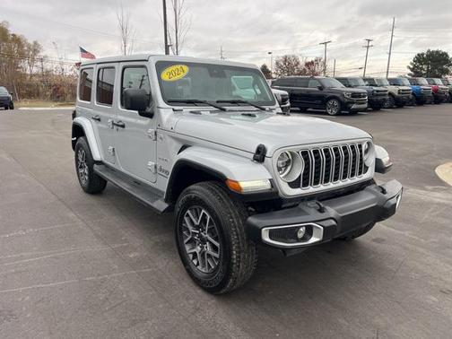 2024 Jeep Wrangler 4-Door Sahara 4x4
