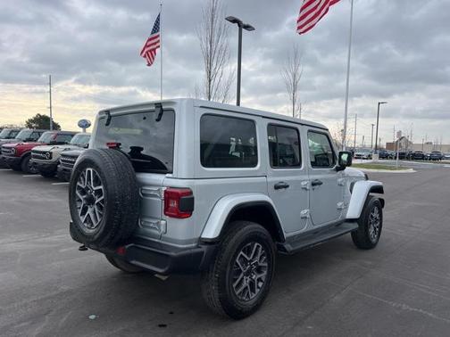 2024 Jeep Wrangler 4-Door Sahara 4x4