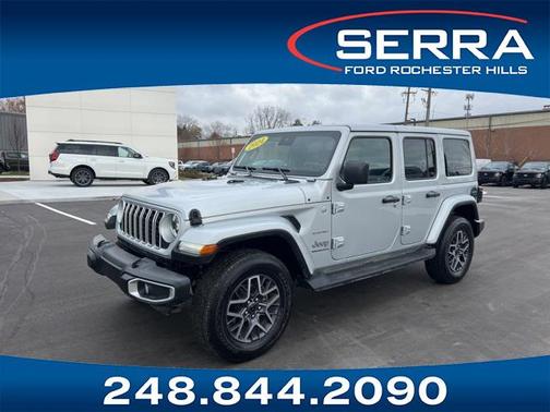2024 Jeep Wrangler 4-Door Sahara 4x4
